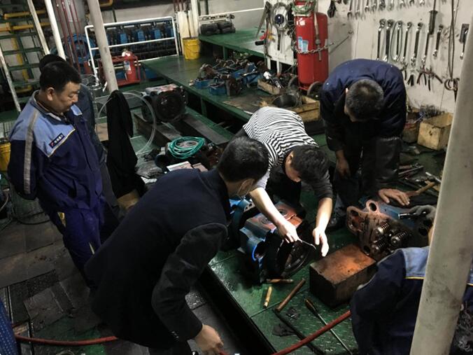 一手抓防疫、一手抓生产